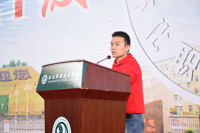 1635124028137032461.png 罗小小.png